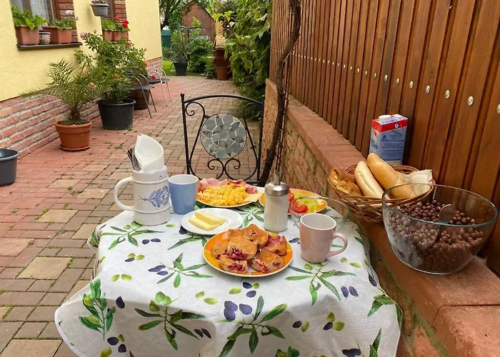 Pri Kastieli 3* Bratislava